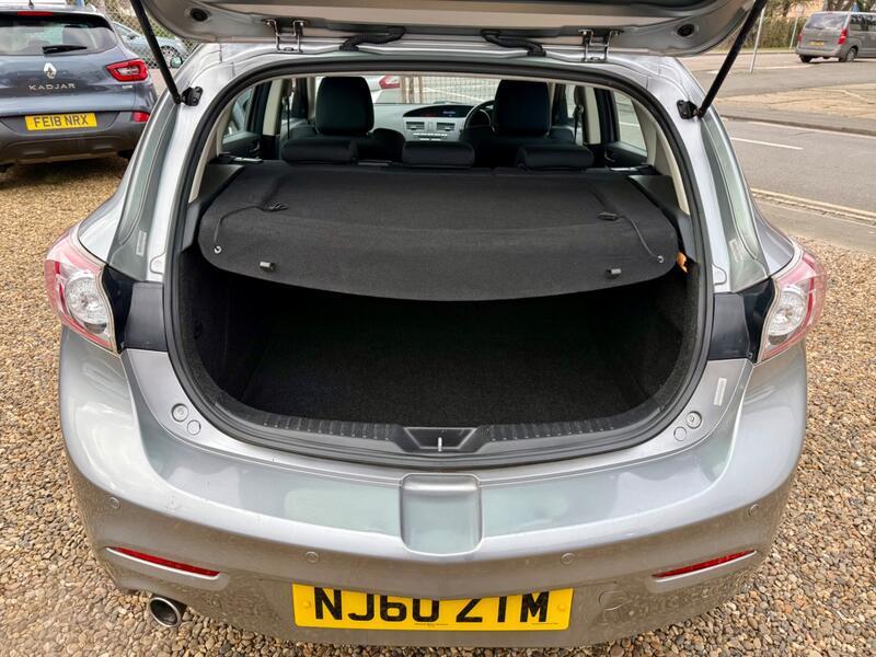 MAZDA MAZDA3