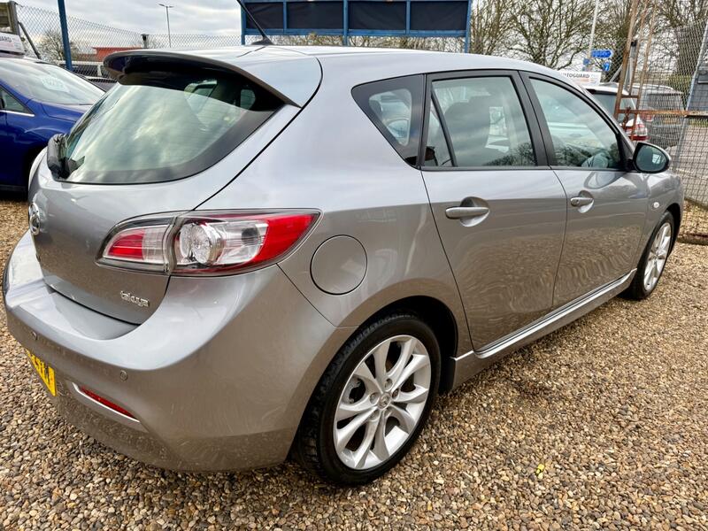 MAZDA MAZDA3