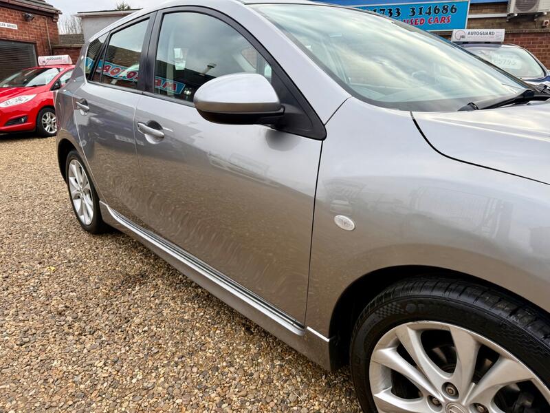 MAZDA MAZDA3