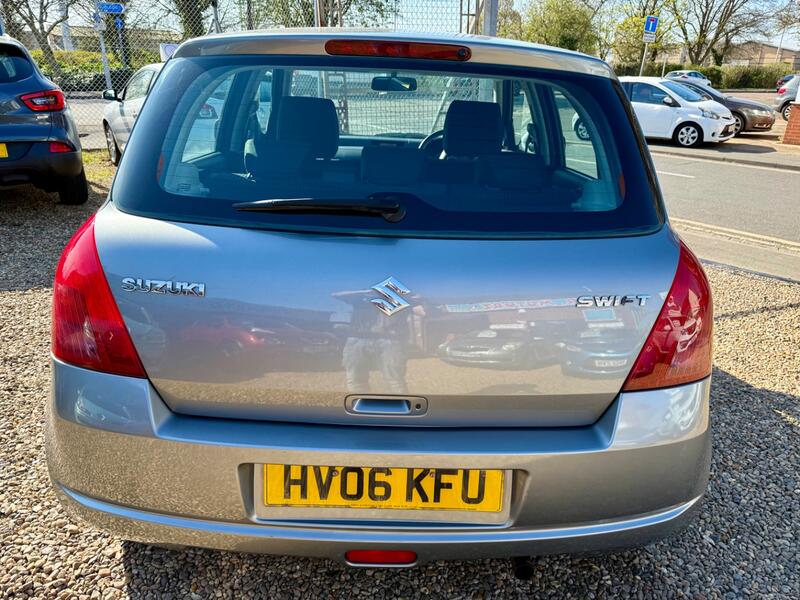 SUZUKI SWIFT