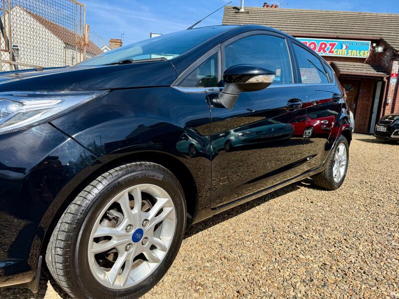 FORD FIESTA