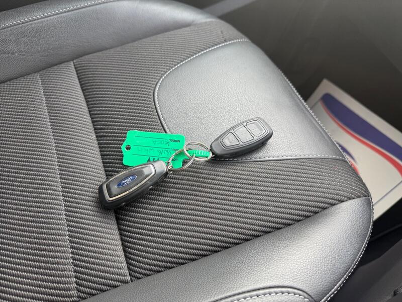 FORD KUGA