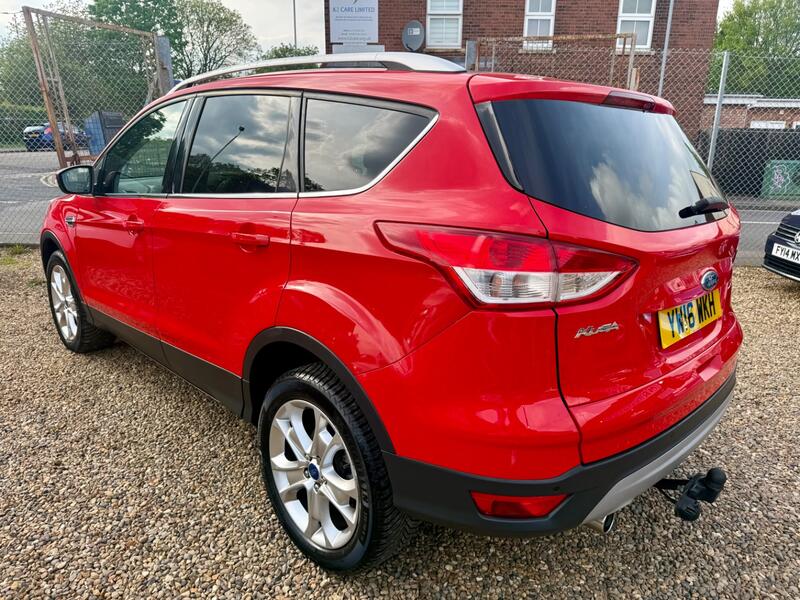 FORD KUGA