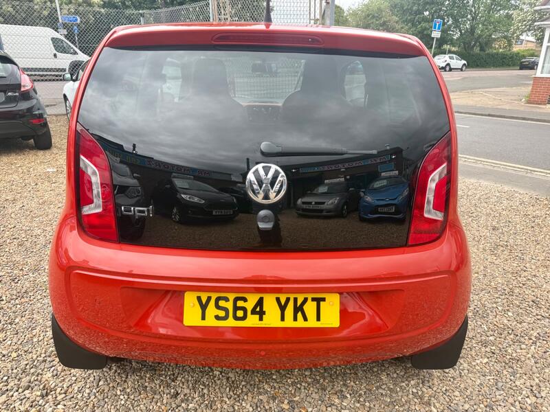 VOLKSWAGEN UP
