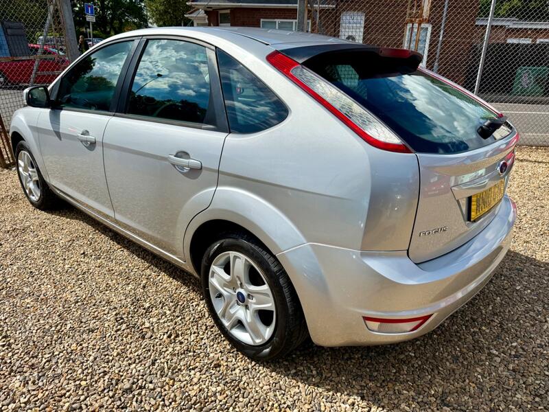 FORD FOCUS