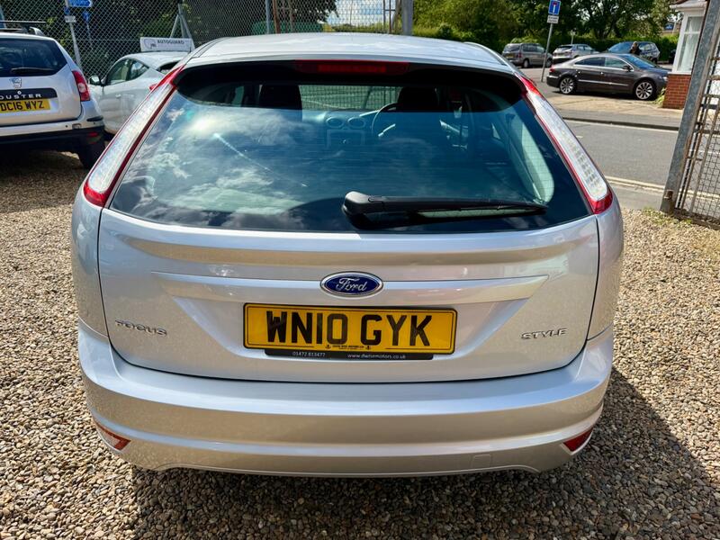 FORD FOCUS