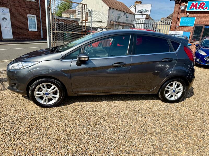 FORD FIESTA