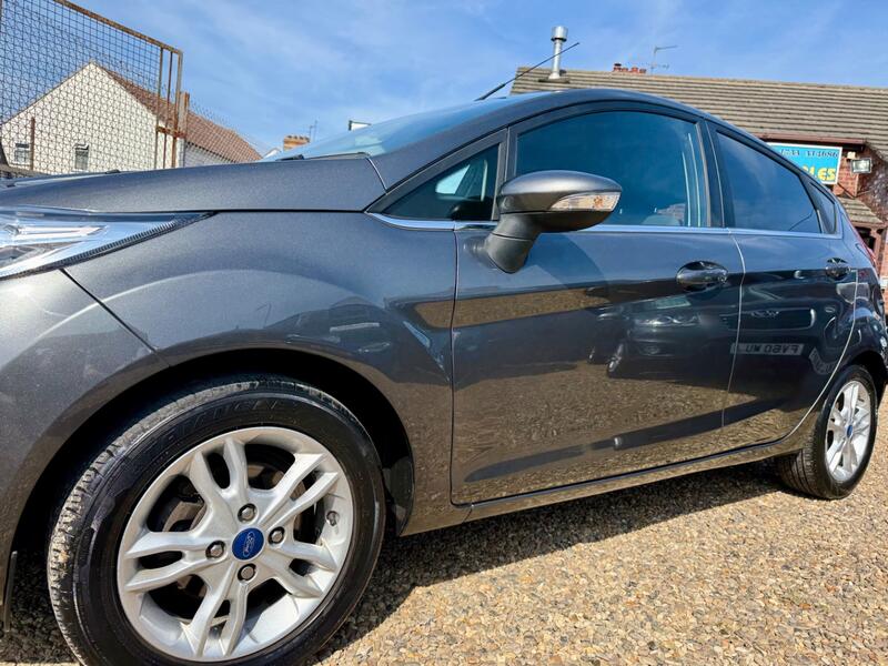 FORD FIESTA