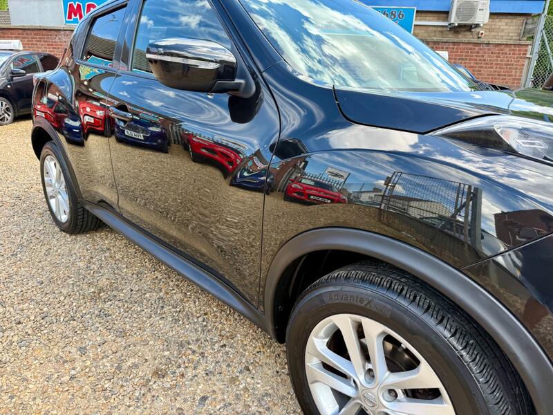 NISSAN JUKE