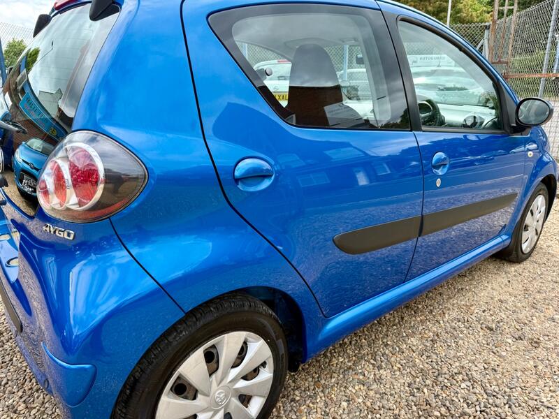 TOYOTA AYGO