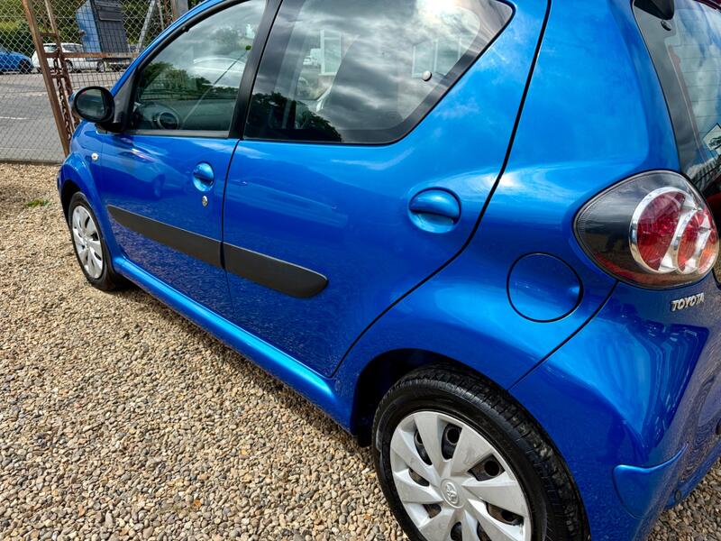 TOYOTA AYGO