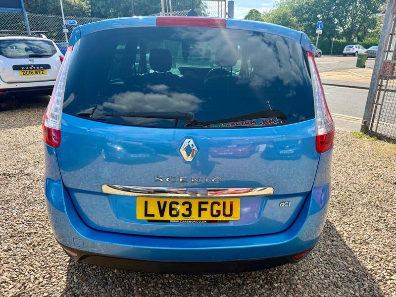 RENAULT GRAND SCENIC