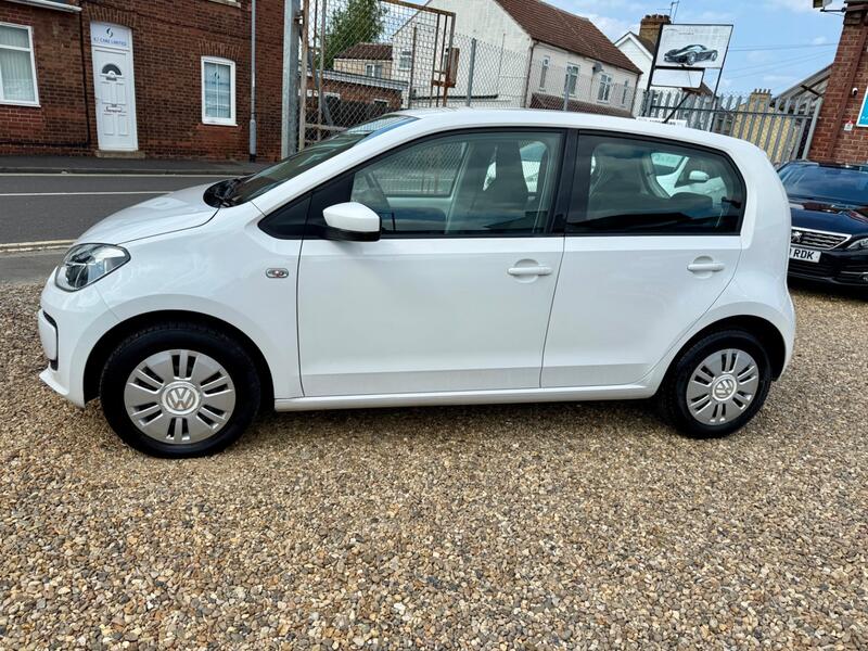 VOLKSWAGEN UP
