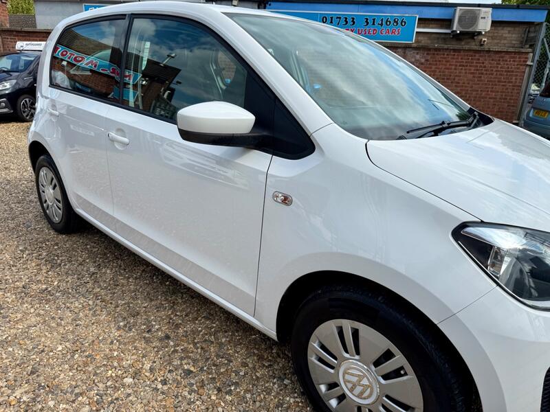 VOLKSWAGEN UP
