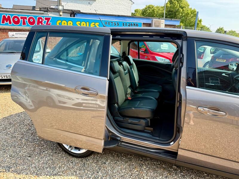 FORD GRAND C-MAX