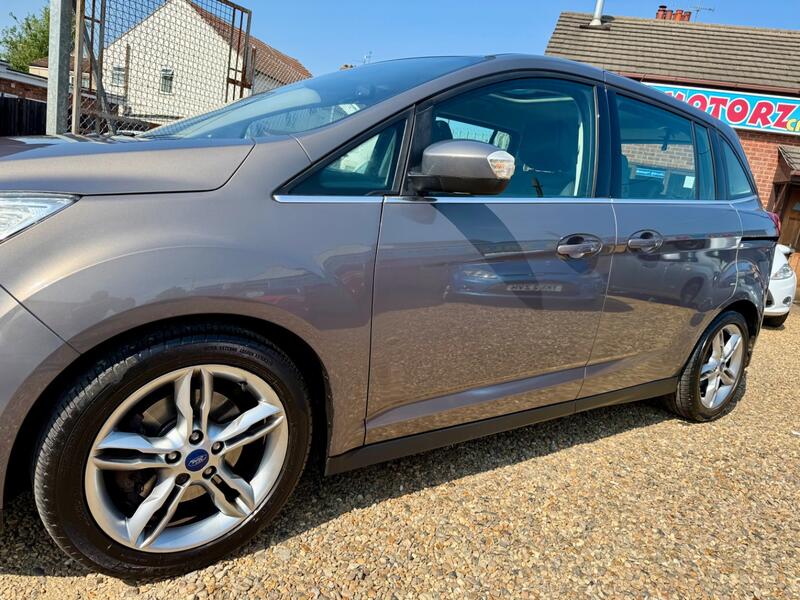 FORD GRAND C-MAX