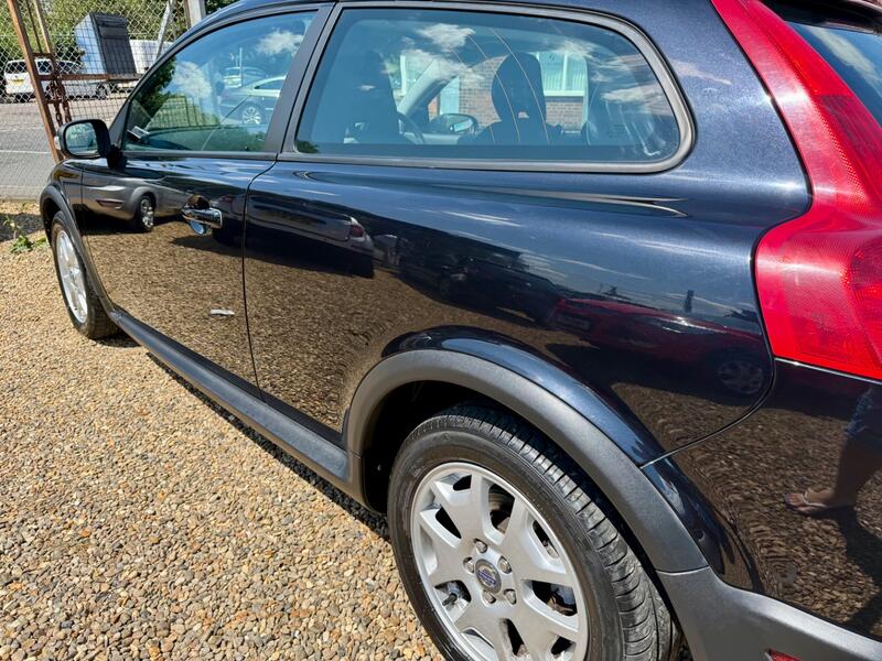 VOLVO C30