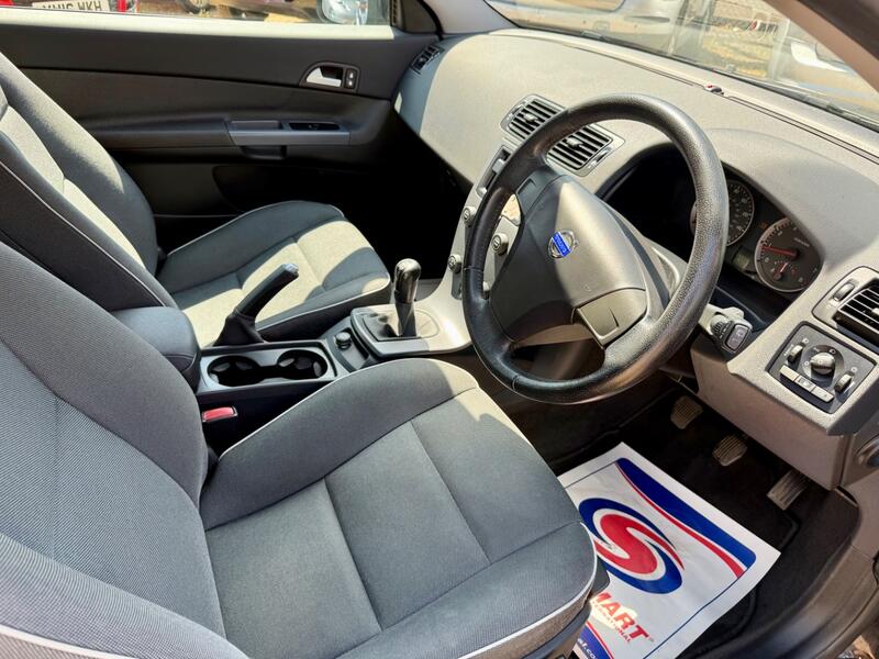 VOLVO C30