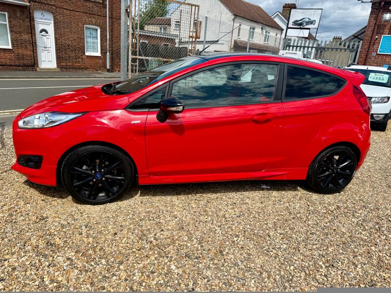 FORD FIESTA