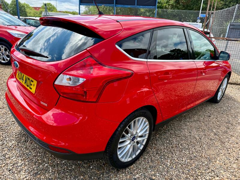 FORD FOCUS