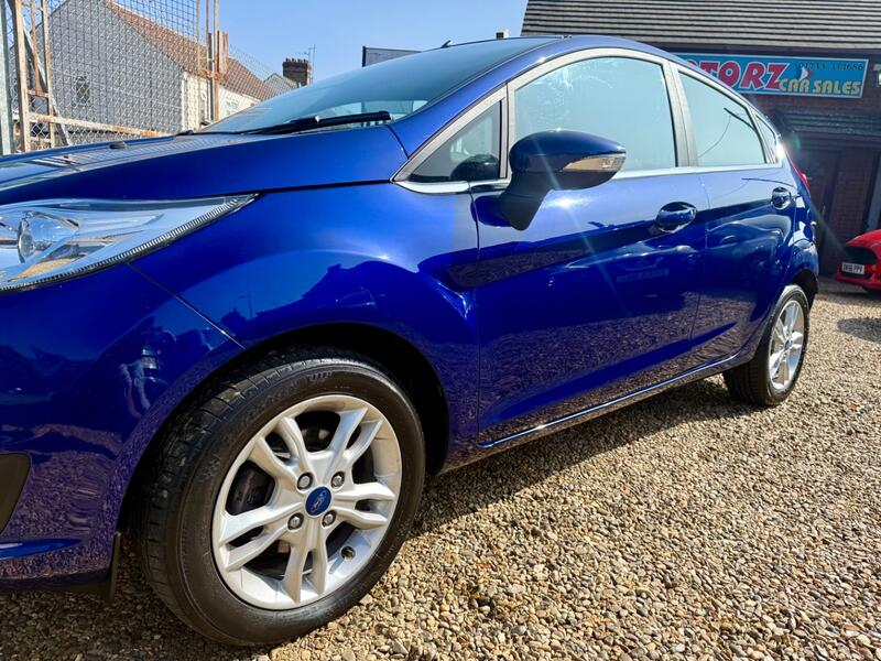 FORD FIESTA