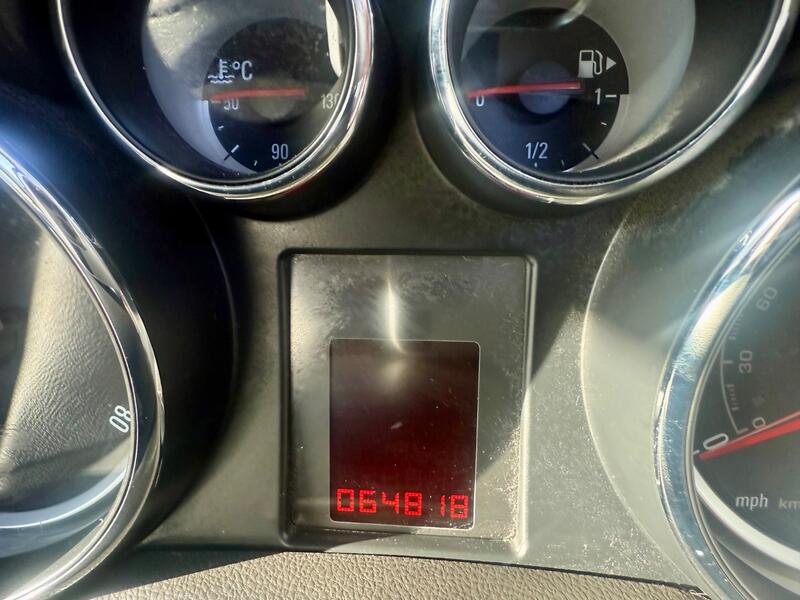 VAUXHALL MOKKA
