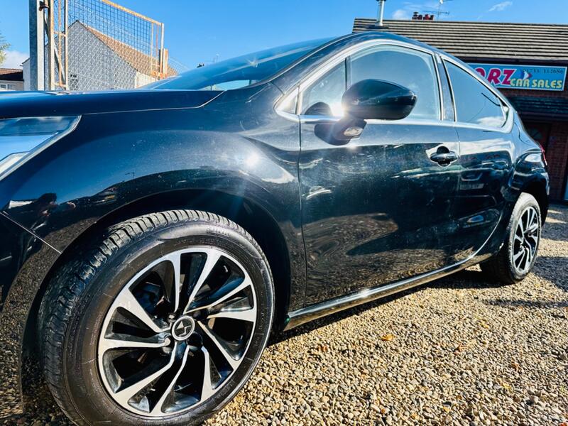 DS AUTOMOBILES DS 4