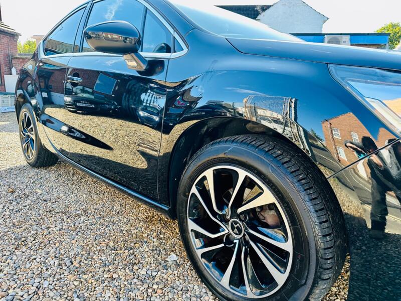 DS AUTOMOBILES DS 4