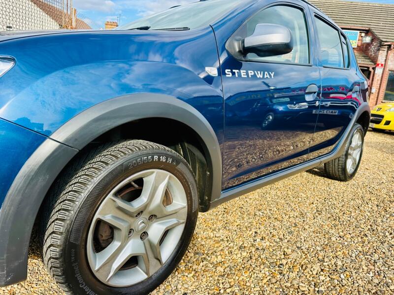 DACIA SANDERO STEPWAY