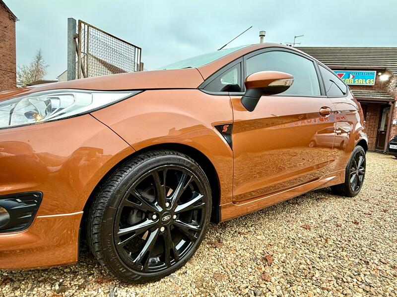 FORD FIESTA