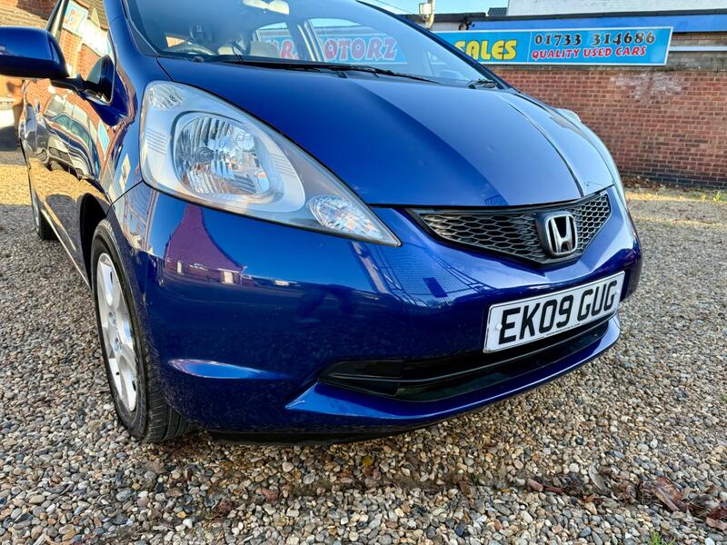 HONDA JAZZ