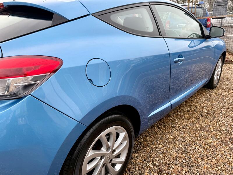 RENAULT MEGANE