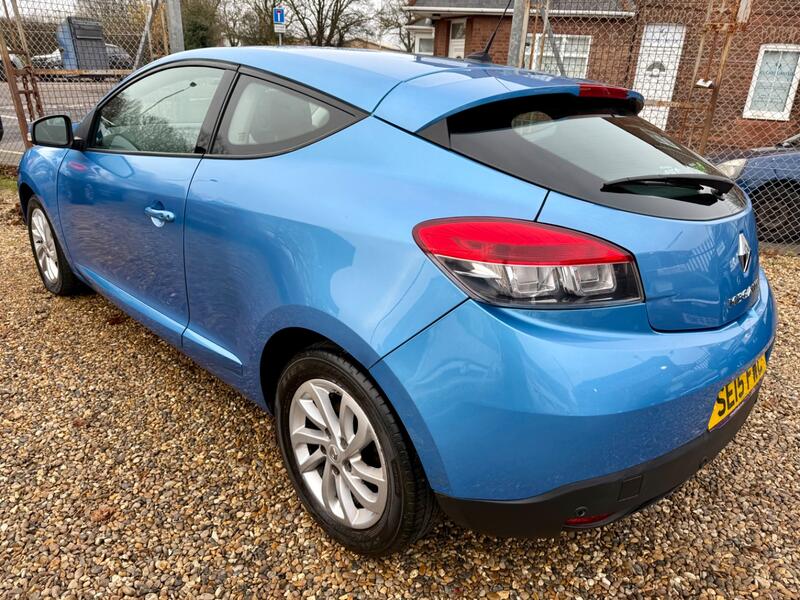 RENAULT MEGANE