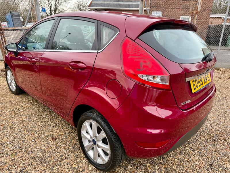 FORD FIESTA