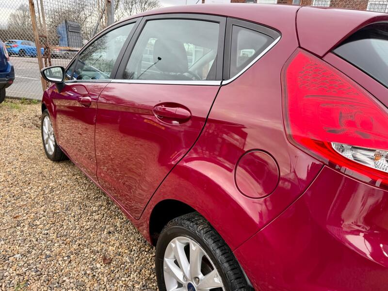 FORD FIESTA