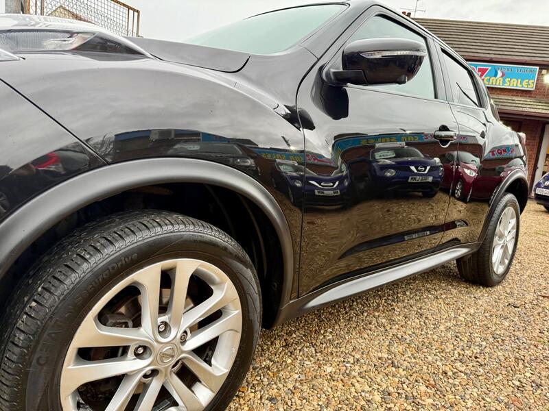 NISSAN JUKE