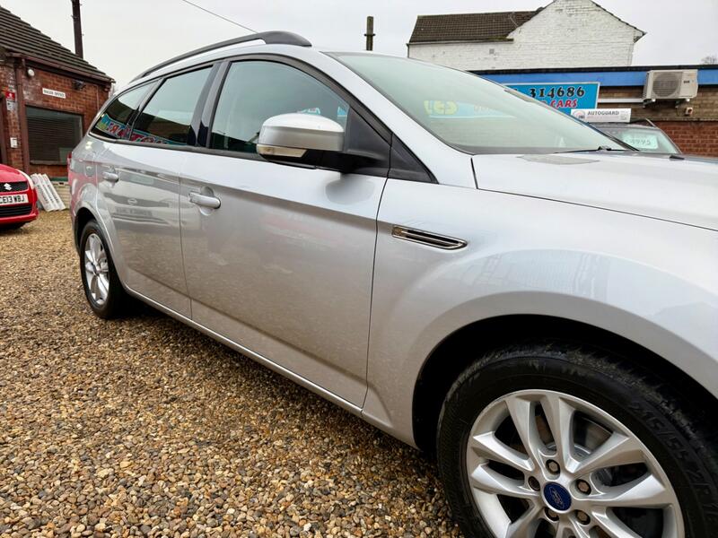 FORD MONDEO