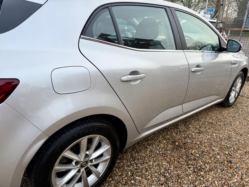 RENAULT MEGANE