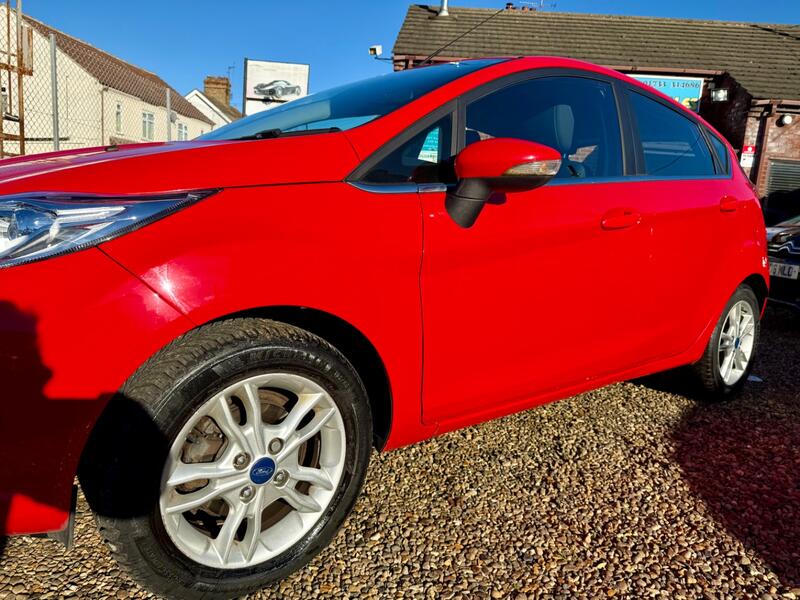FORD FIESTA