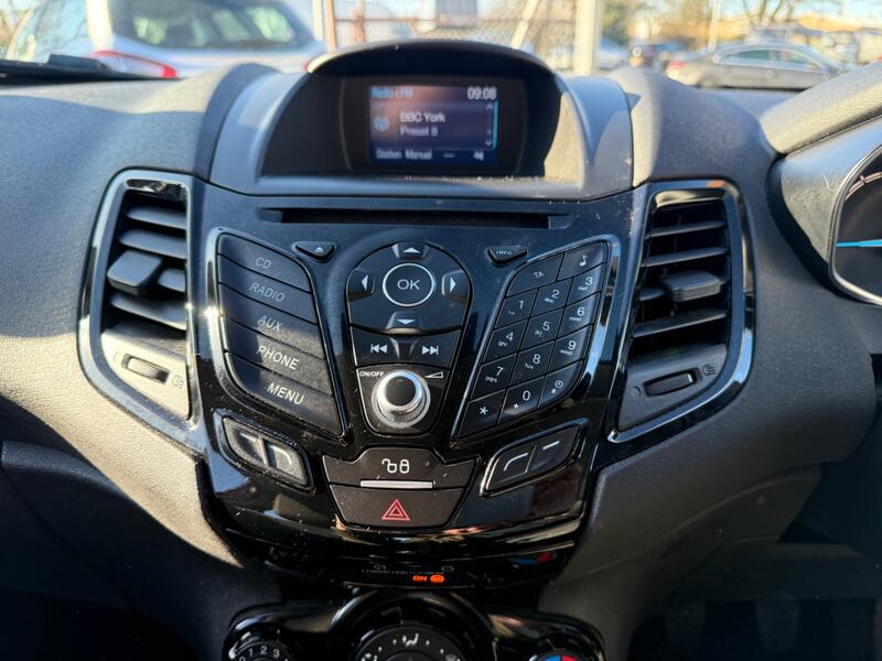 FORD FIESTA