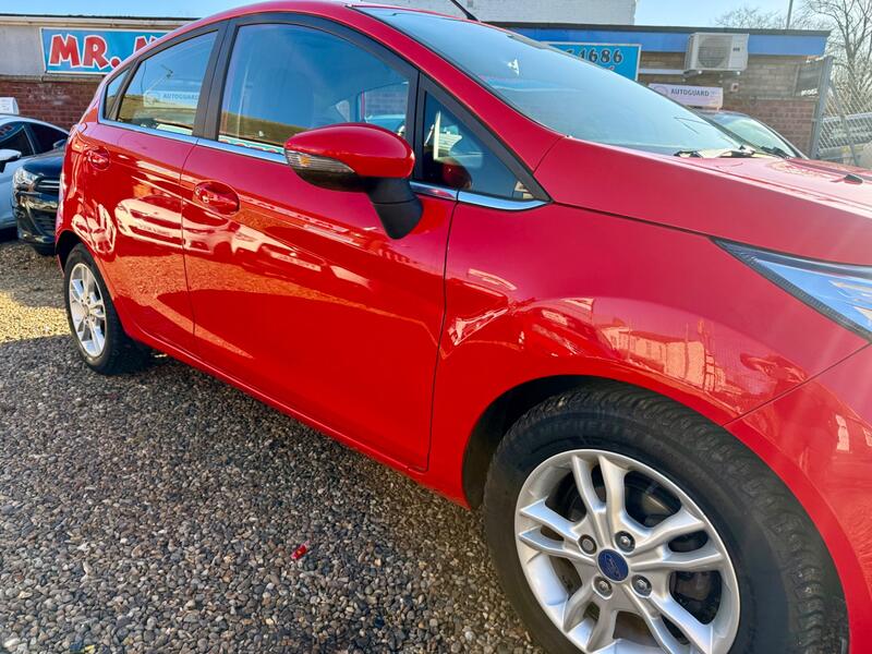 FORD FIESTA