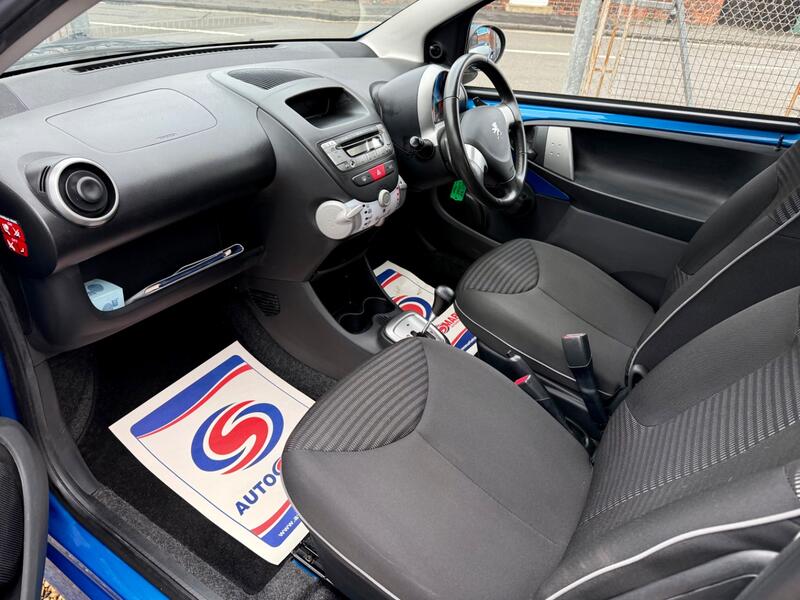 PEUGEOT 107