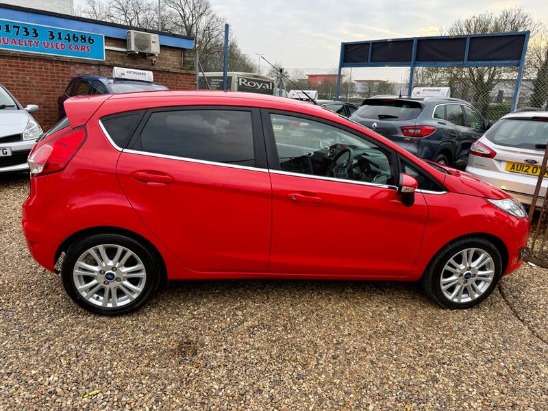 FORD FIESTA
