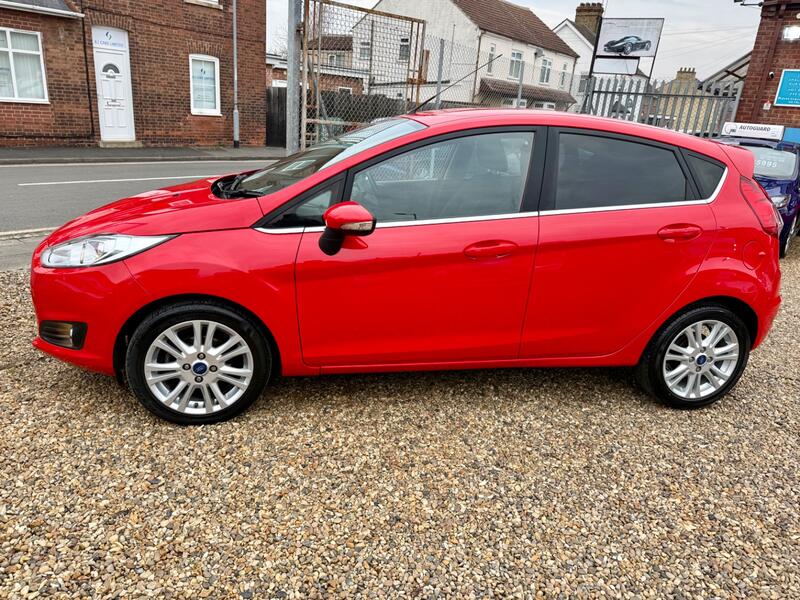FORD FIESTA