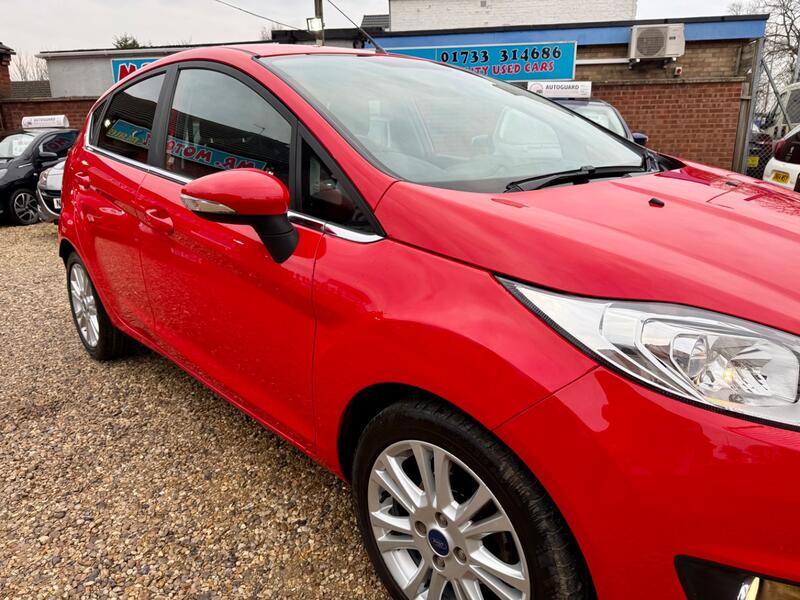 FORD FIESTA