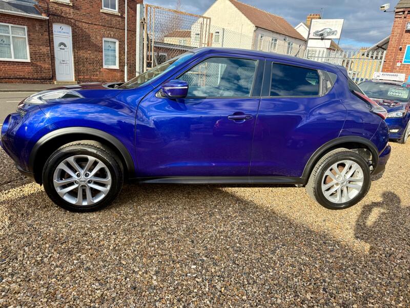 NISSAN JUKE