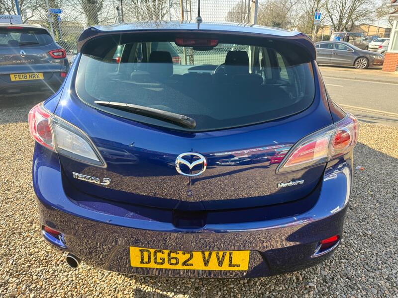MAZDA MAZDA3
