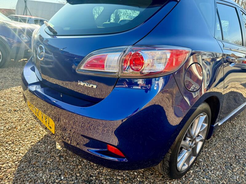 MAZDA MAZDA3