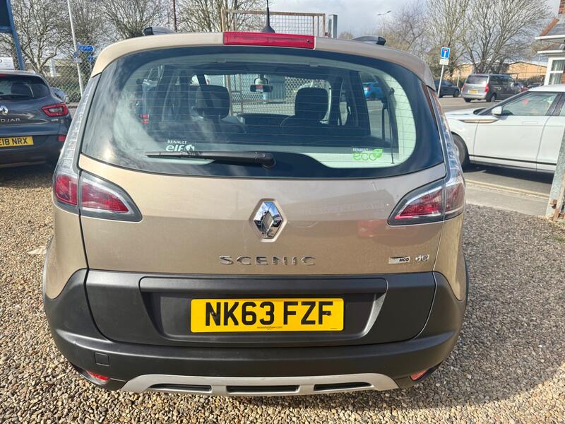 RENAULT SCENIC