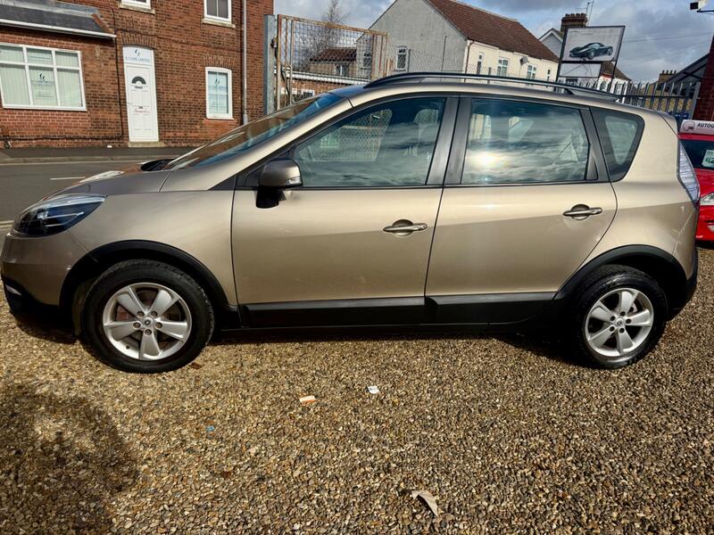 RENAULT SCENIC